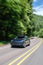 Porsche Cayenne E-Hybrid 2018 года (NA)